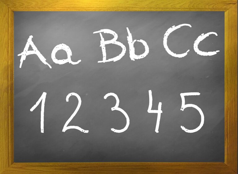 Exploring the Benefits of Experiential Learning in Environmental Science Education