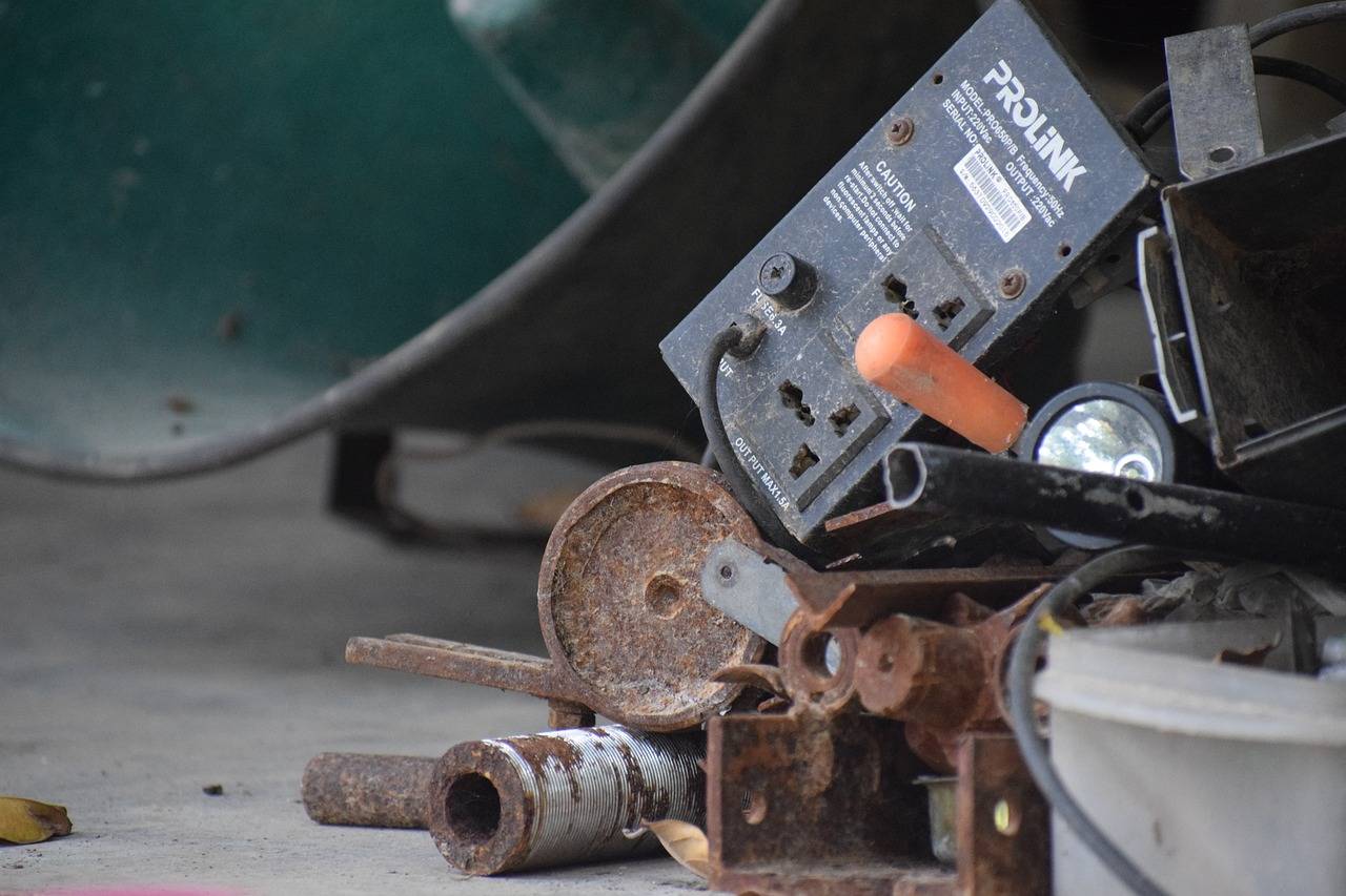 Review: Advances in Virtual Reality Education