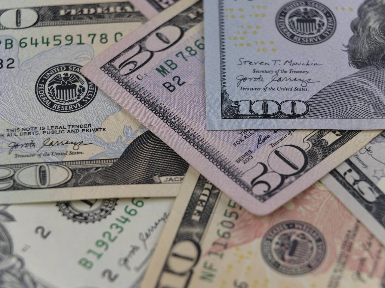 Exploring the Potential of AI in Retail Warehousing